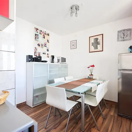 شقة Cruiser زادار